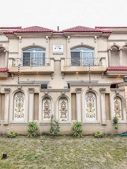 10 Marla Spanish House Available For Sale In Paragon City Lahore 1