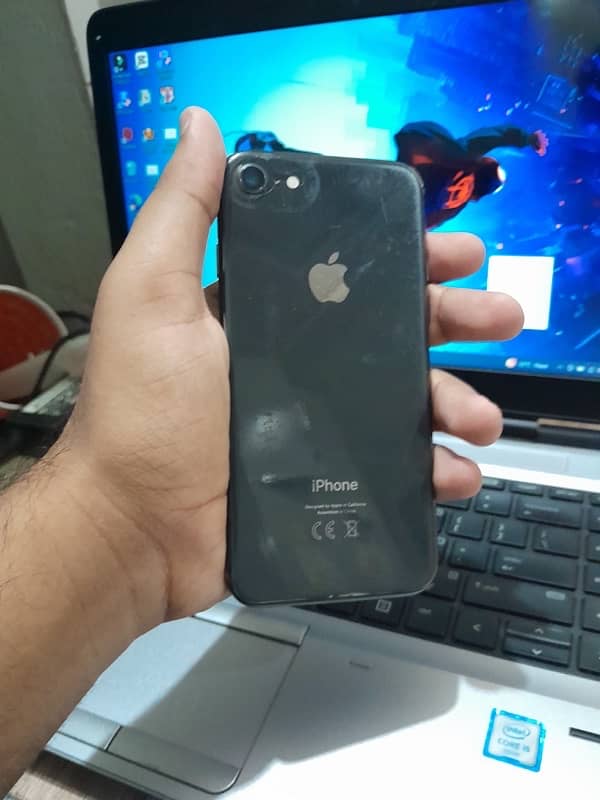 IPhone 8 pta 64 4