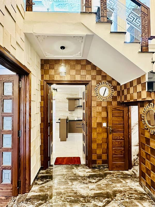 10 Marla Spanish House Available For Sale In Paragon City Lahore 5