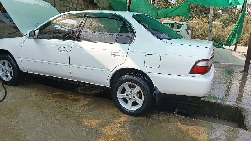 Toyota Corolla XE 1995 14