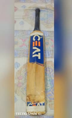 CEAT Hitman Bat