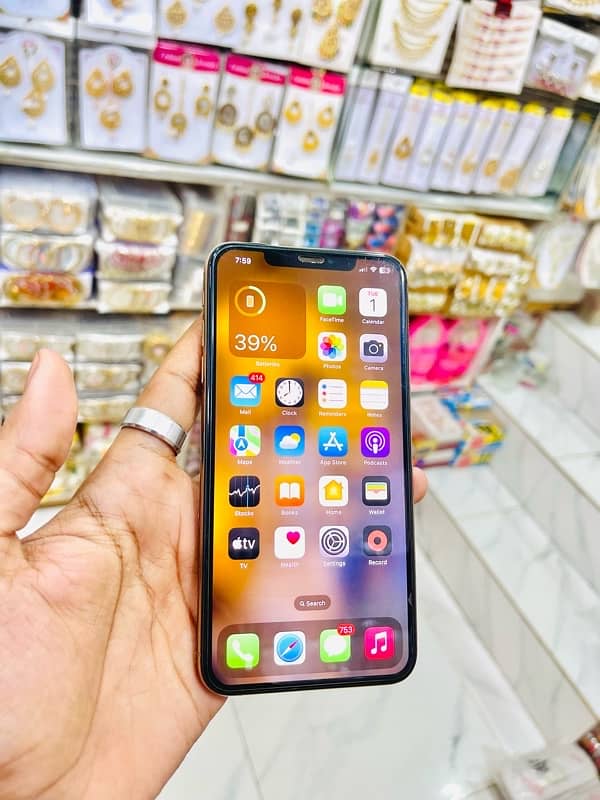 i phone xs max pta approved  03130186622 2