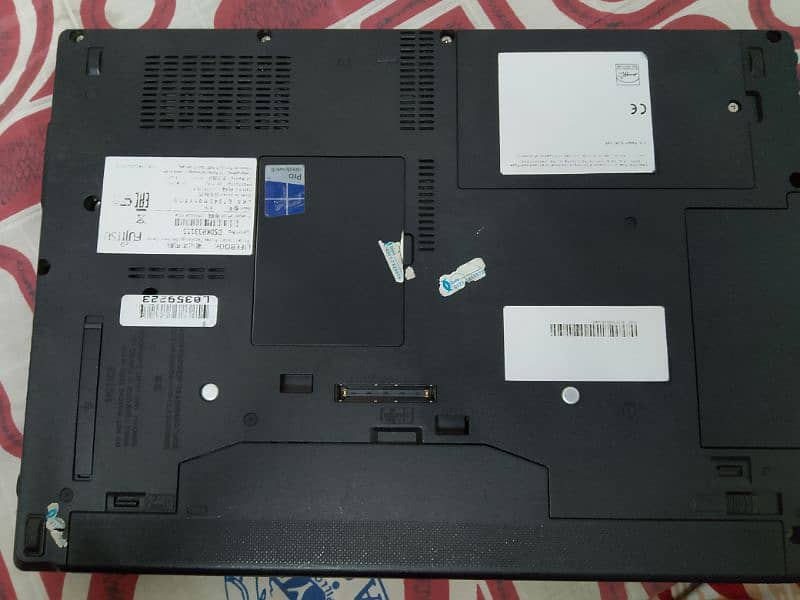 FUJITSU Life book e734 3