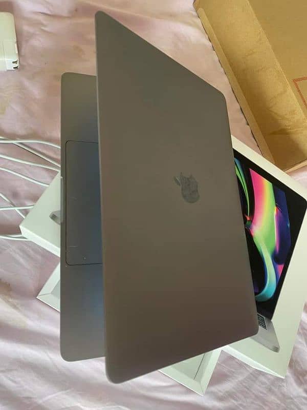 apple MacBook pro apple MacBook air core i7 i5 with box 0