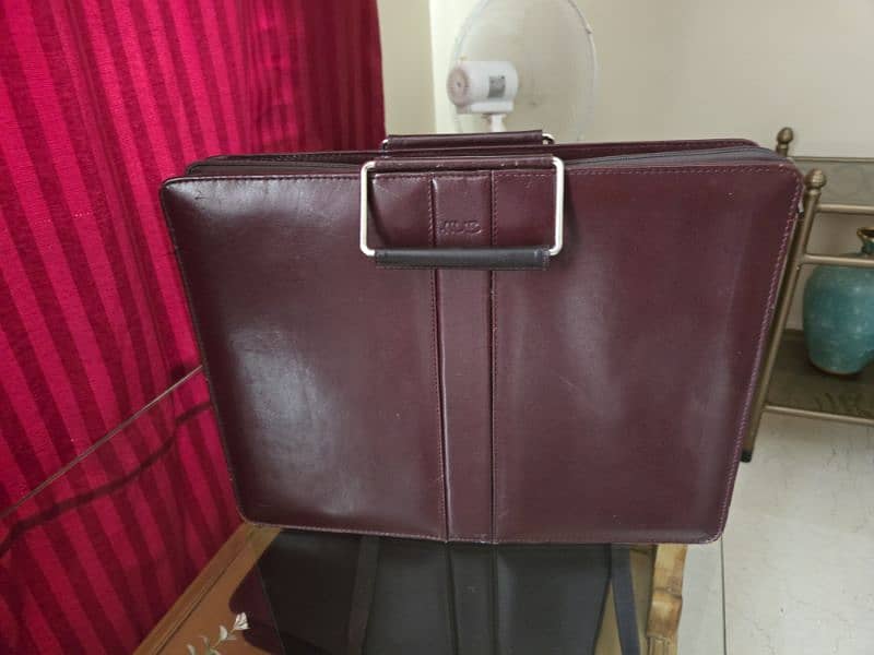 Original HUB Leather Laptop Bag 1