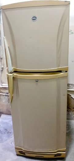 PEL refrigerator sale in used condition