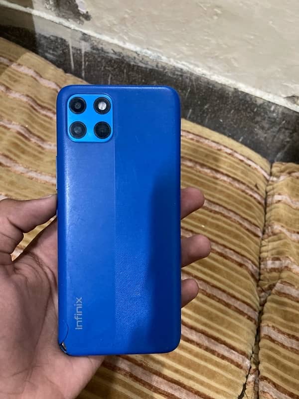 Infinix smart 6 HD  3ram 32memory dual sim pta aprove num 03185146868 0