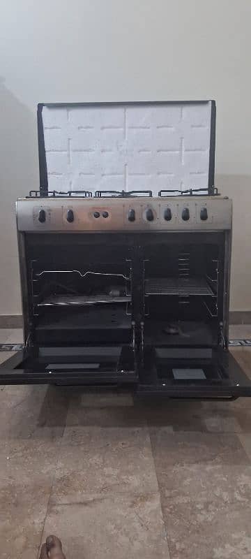 Cooking range and microwave oven 3