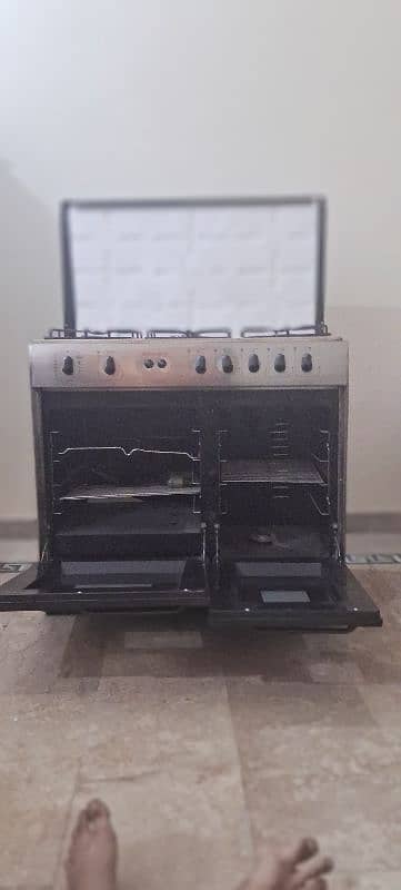 Cooking range and microwave oven 5