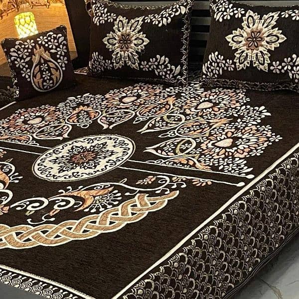 4 bcs velvet jacqurad Emboosed double bedsheet 0