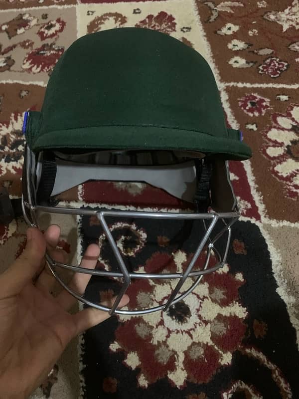 Crickert Helmet 0