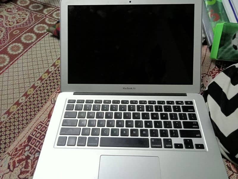 Apple MacBook Air 14 3