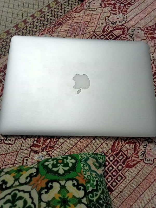 Apple MacBook Air 14 5