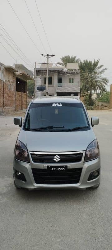 Suzuki Wagon R 2015 3