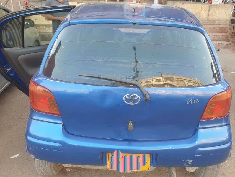 Toyota Vitz 2003 1