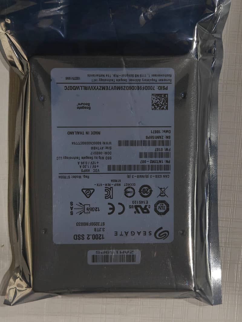 SAS/SATA "Dependable Hard Drives for Computers,Servers,and Workstation 7