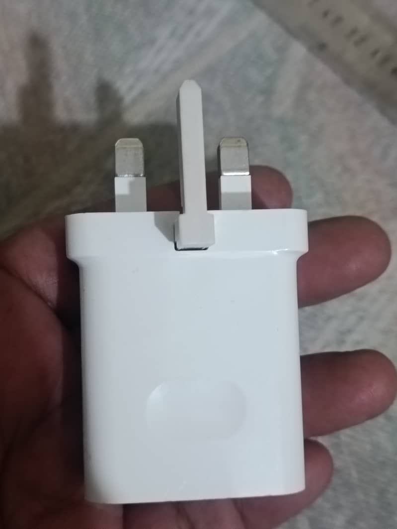 HUAWEI 40 W CHARGER WITH CABLE ORIGINAL 3