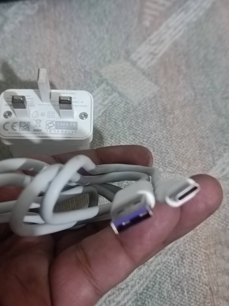 HUAWEI 40 W CHARGER WITH CABLE ORIGINAL 5