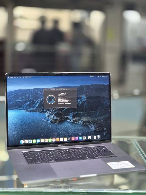 Macbook Pro 2019 16 inch 0