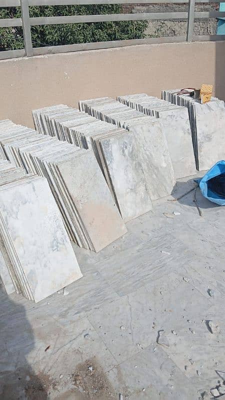 Gray white marble avalaible urgent sale 0