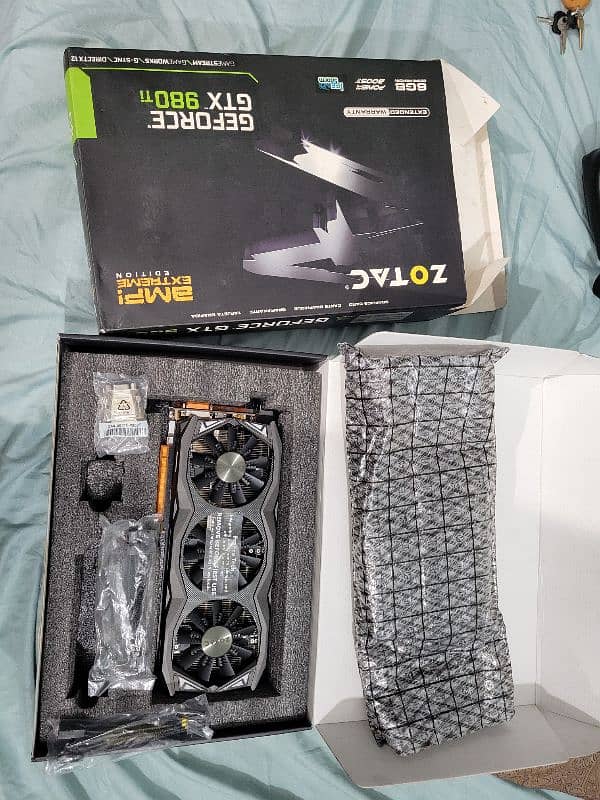 GTX 980 TI 6 GB amp EXTREME EDITION all ok 10/10 With box 8