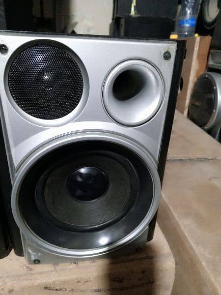 speaker aiwa 3