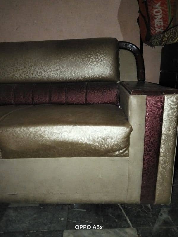 5 seater sofa set 2 single seat 1 triple seat 0