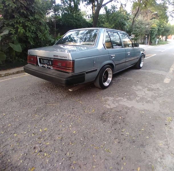 Toyota Corona 1983 3