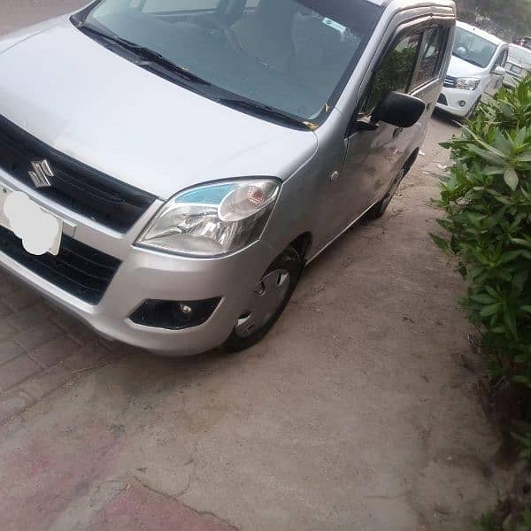 Suzuki Wagon R 2015 3