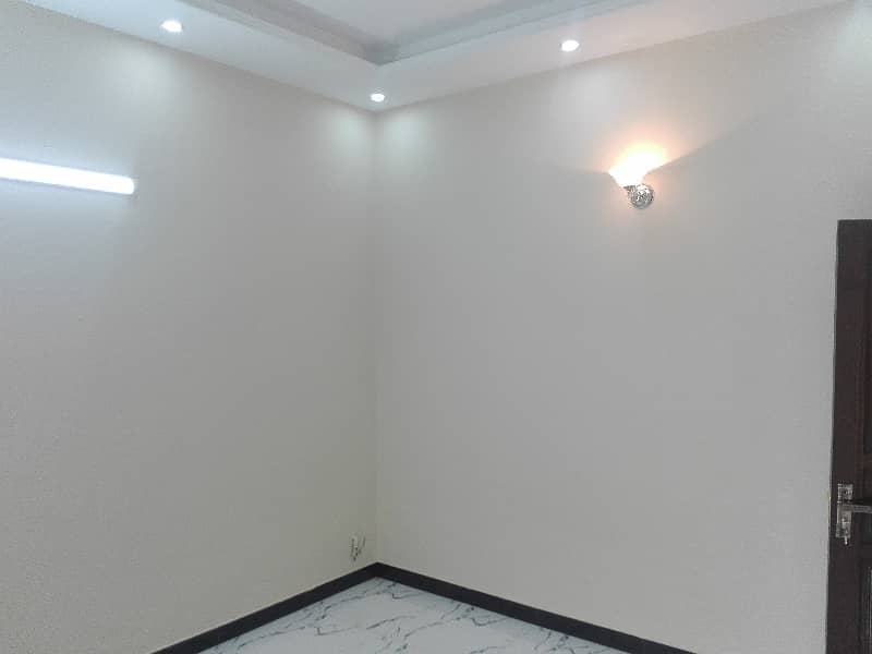 Good 3200 Square Feet Lower Portion For rent In D-12 1