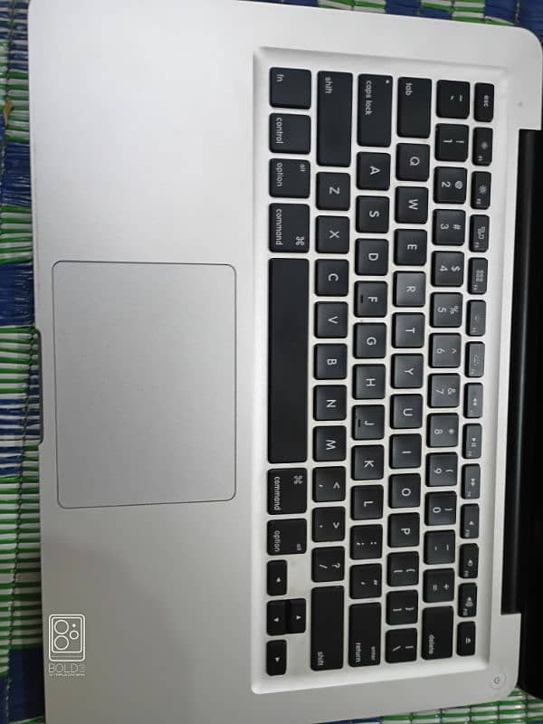 MacBook Pro Mid 2012 1