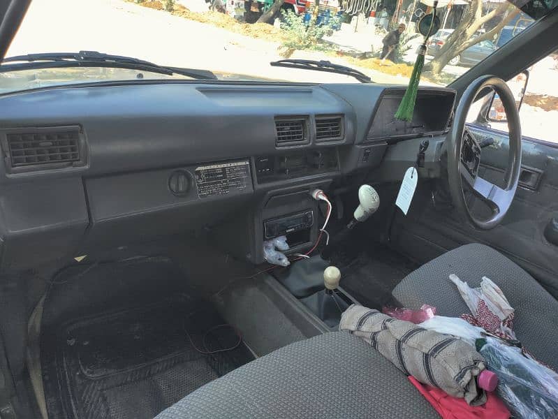 Toyota Hilux 1986 double cabin 4x4 4