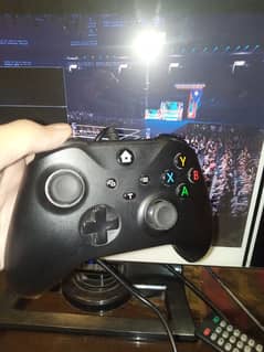 XBOX ONE WIRE CONTROLLER