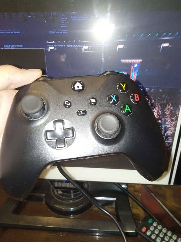 XBOX ONE WIRE CONTROLLER 1