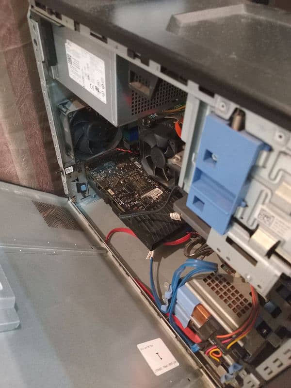 Dell Optiplex 7020 1