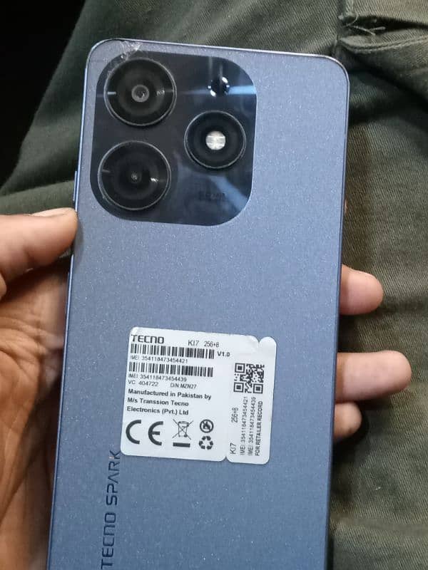 Tecno spark 10 pro 8+8.256 GB 3