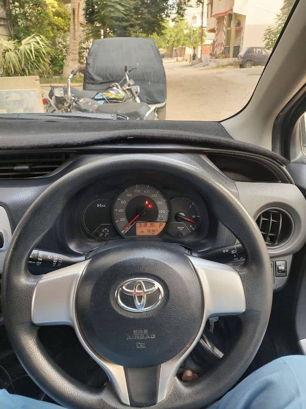 Toyota Vitz 2015 15