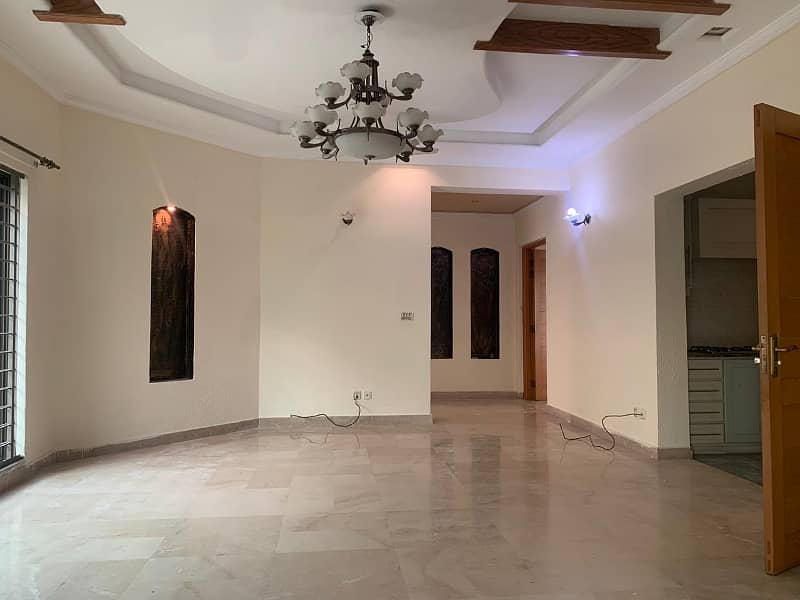 01 Kanal Slightly Used Modern House For Rent GG-Block DHA Phase 4 Lahore 15