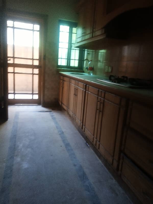 1 Kanal Upper Portion For Rent In Pwd Main Separate Gate 4 Bed Room Portion 2