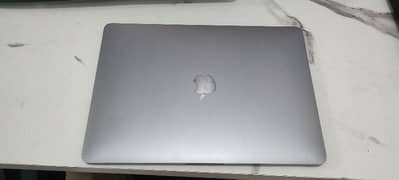 MacBook