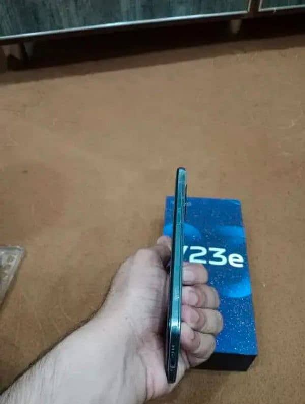 Vivo V23e 8+128 urgent sell required 2