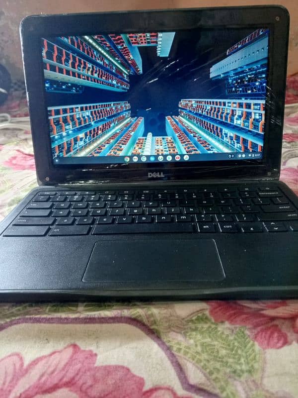 Dell Chromebook OS android  3180 model touch screen 4gb RAM 16gb ROM 0