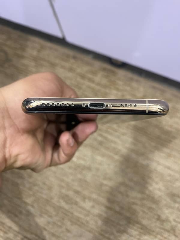 iphone 11 pro max jv no pta 256gb water pack 10/10 4