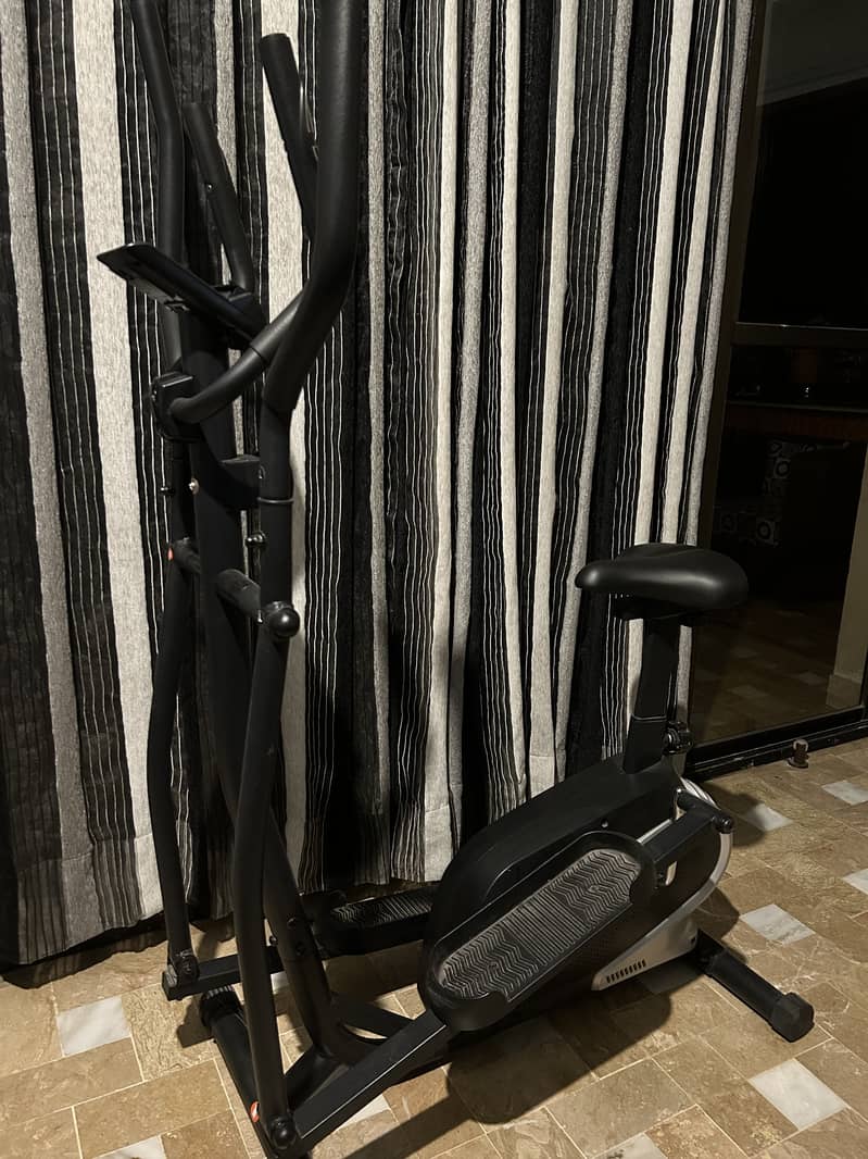 American Fitness Elliptical 1