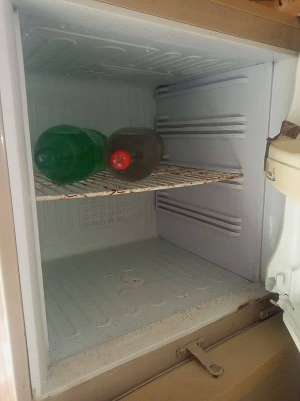 Refrigerator 10