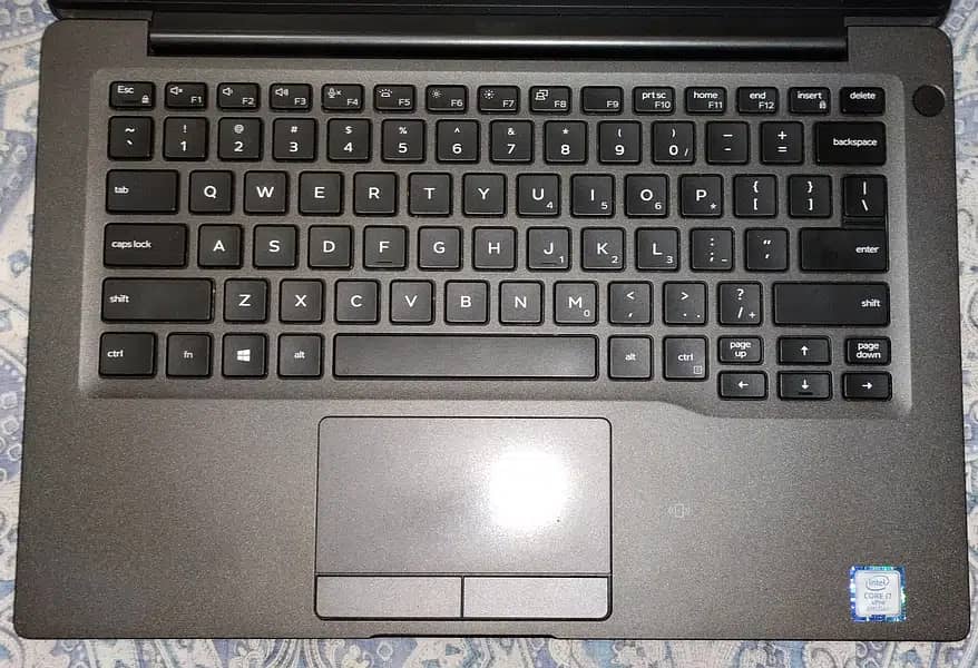 Dell Latitude 7400 16/256 1