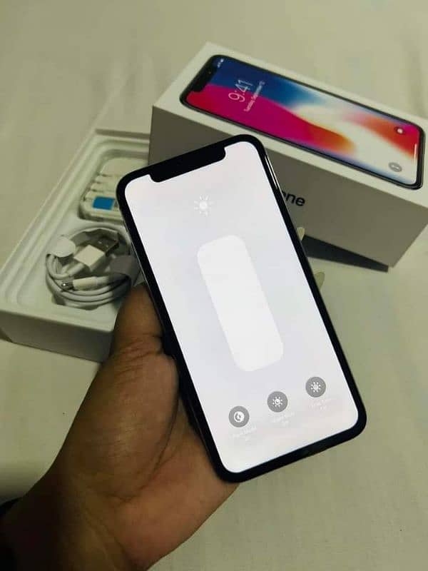 iphone x with complete box 0340=69=50=368 whatsapp number 2