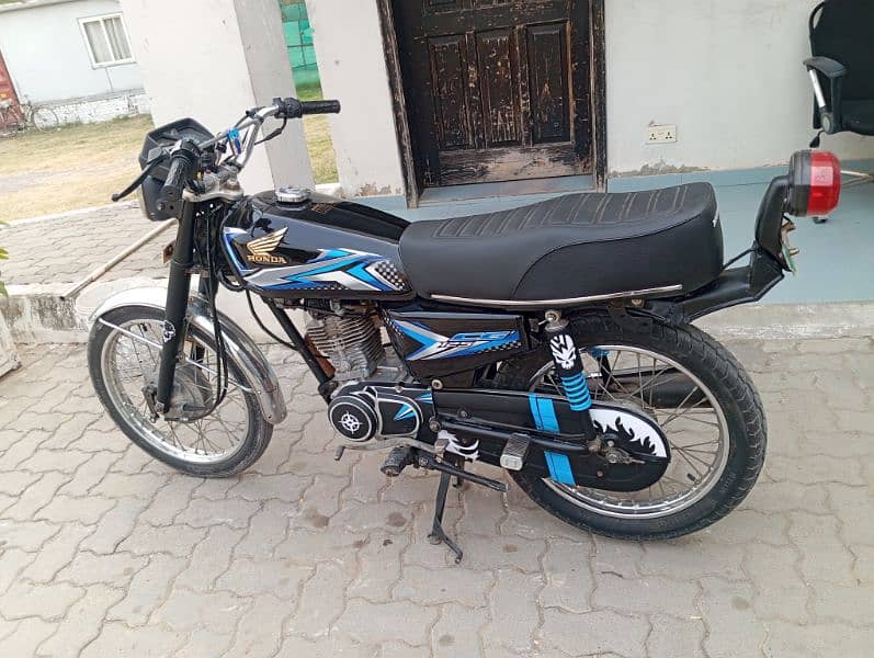 Honda 125 good condition urgent sale 2