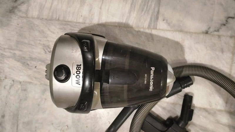 PANASONIC VACUUM CLEANER 1800W 0