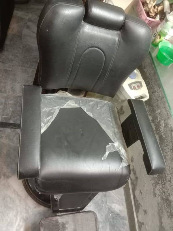 2 salon chairs 1 washing unit and 2 sofa set for sale 2